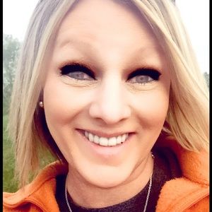 Meet your Posher, Sheila