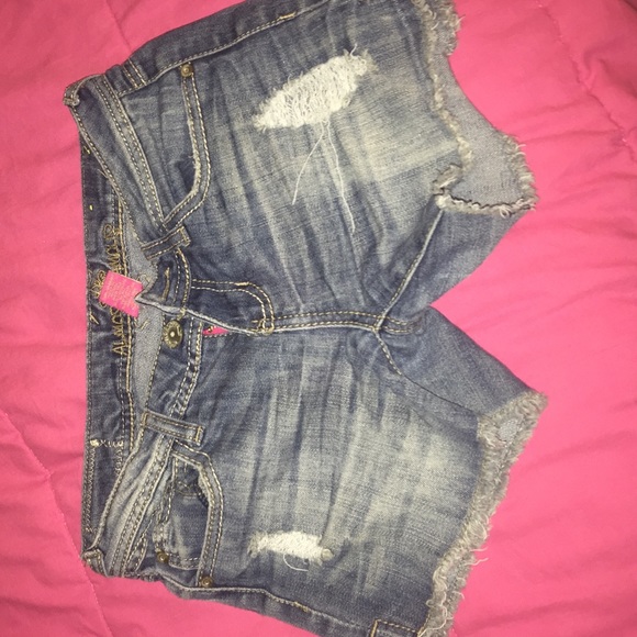 Almost famous shorts