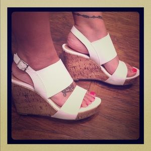 White wedges