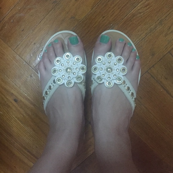 🎉SALE🎉Coach flower flip flops