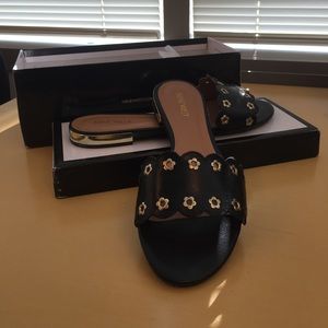 Nine West Frogprince Slide