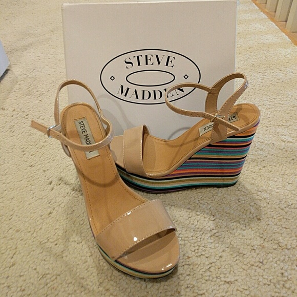 Steven Madden size 8 wedges