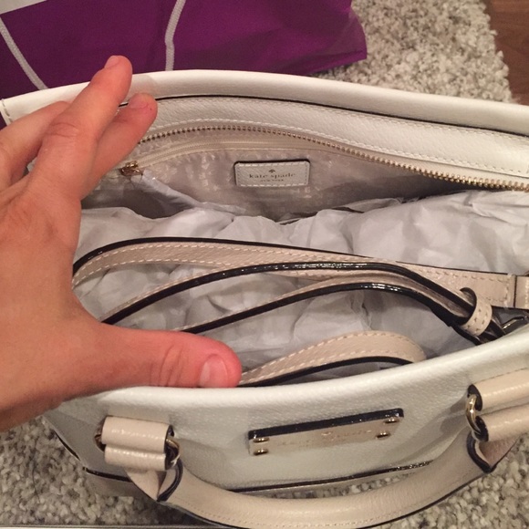 🔴SOLD🔴💜Kate Spade Camryn Bag & Wallet Set💜 - Picture 2 of 4