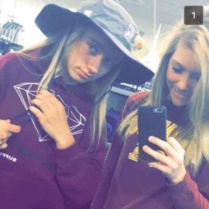 Meet your Posher, Jenna