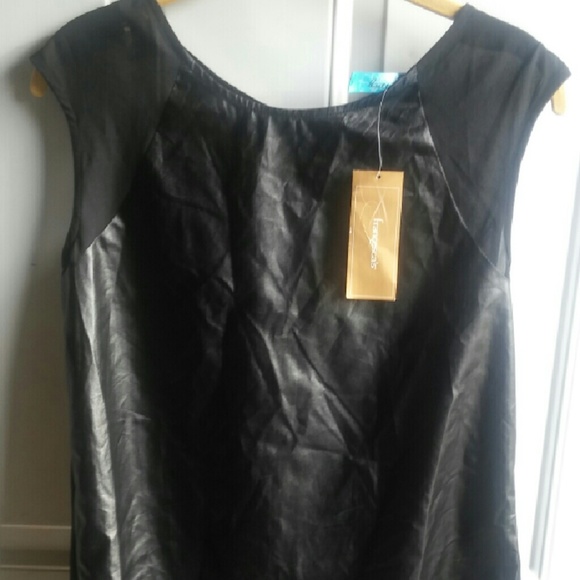 Francesca's top nwt.  Faux leather front hi/lo hem