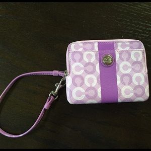 Authentic COACH light purple wristlet