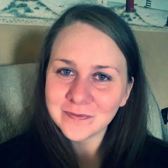 Meet your Posher, Cassie - Picture 1 of 1