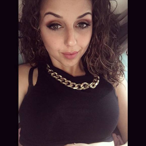 Meet your Posher, Linda