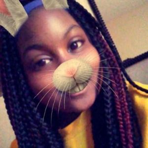 Meet your Posher, Olivia