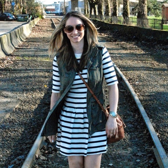 GAP Dresses - Navy & White Stripe Scuba Fit & Flare Dress NWT GAP Dresses - Navy & White Stripe Scuba Fit & Flare Dress NWT