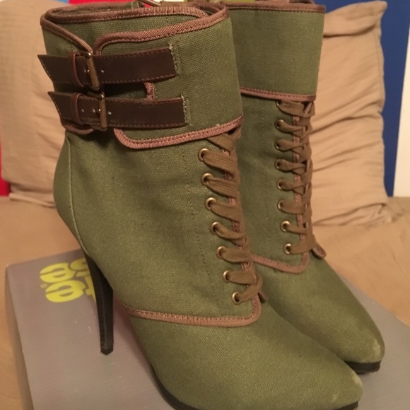 Charlotte Russe heeled boots