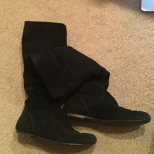 Black suede leather boots