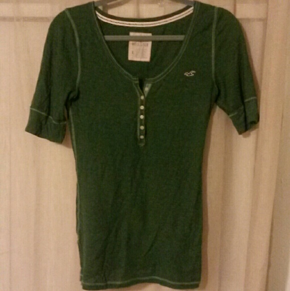 Hollister shirt