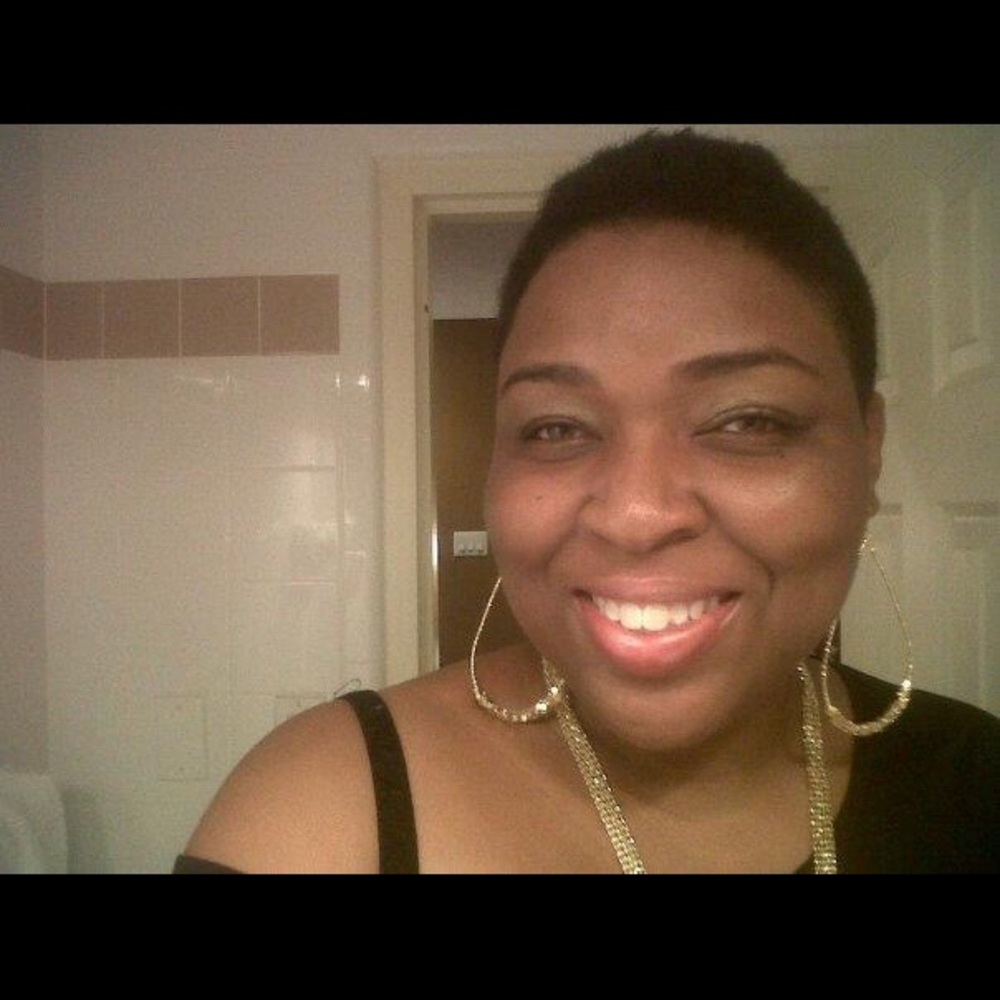 Meet your Posher, Donita