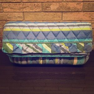 Vera Bradley 100% Silk Clutch Wallet NWOT!