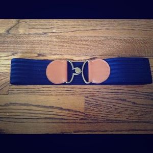 Elastic belt with brass notch buckle