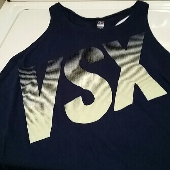VS Sport tank