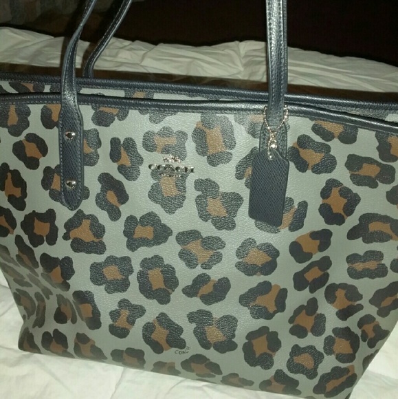 Coach tote