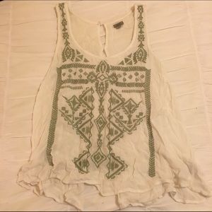 Urban outfitters white embroidered tank - S
