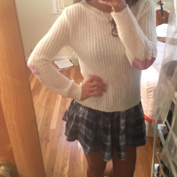 ‼️DONAGING LF Stores Heart Elbow knit sweater - Picture 2 of 2