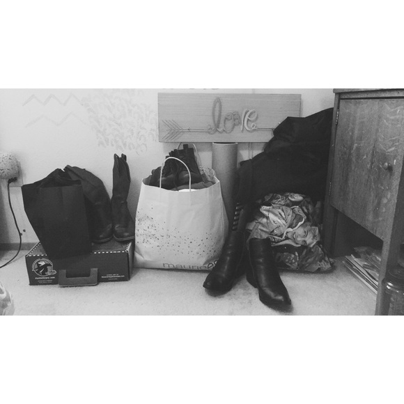 Open to offers!! 💞 - Picture 2 of 2