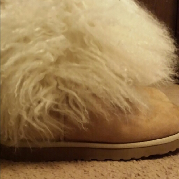 Women's Classic Short Cuff Mongolian UGGs