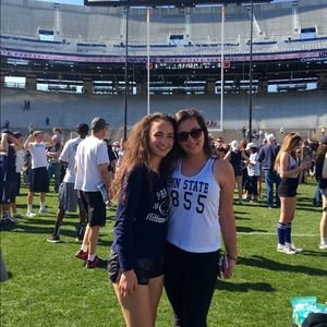 Meet your Posher, Caroline