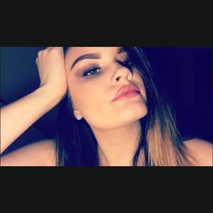 Meet your Posher, Isabella