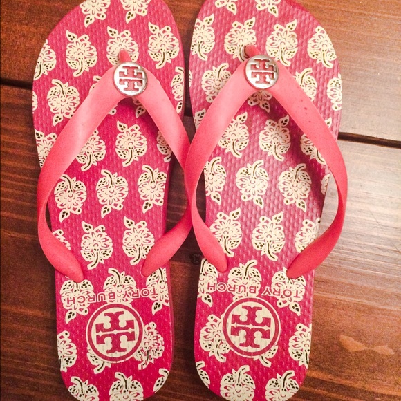 Tory Burch Thin Flip Flop - Size 7!
