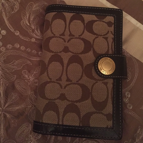Coach organizer
