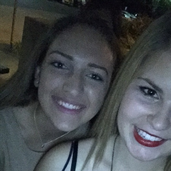 Meet your Posher, Maddy - Picture 2 of 2