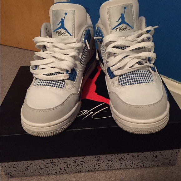 Jordan military blue 4