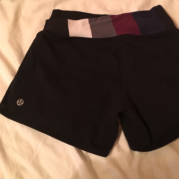 lulu lemon Black shorts size 2