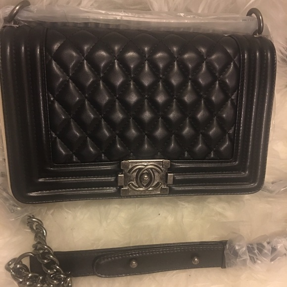Quilted black shoulder/body bag