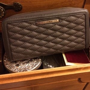 Rebecca Minkoff  Ava Zip Wallet
