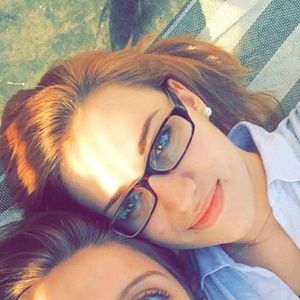 Meet your Posher, Alissa