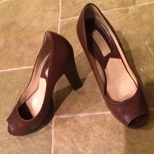 Michael Kors 70's style platform chunky pump