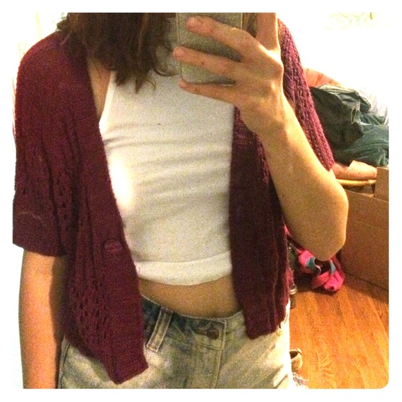 Magenta cropped cardigan