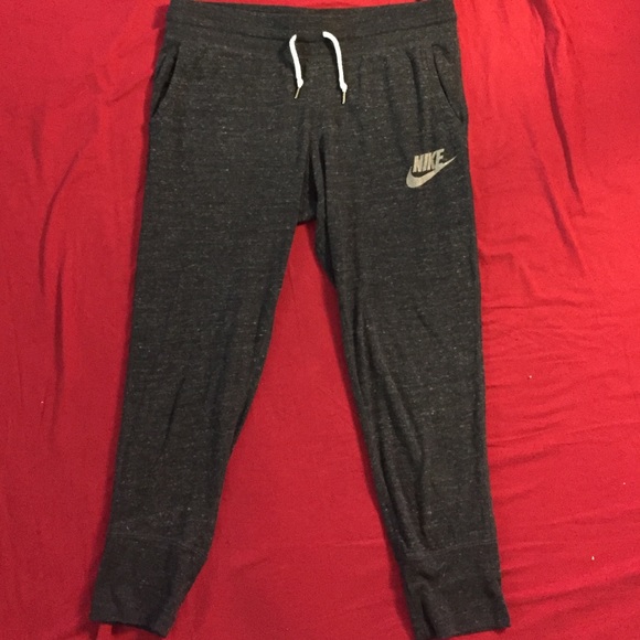 Nike Pants - NWOT.....Nike grey/white speckled joggers