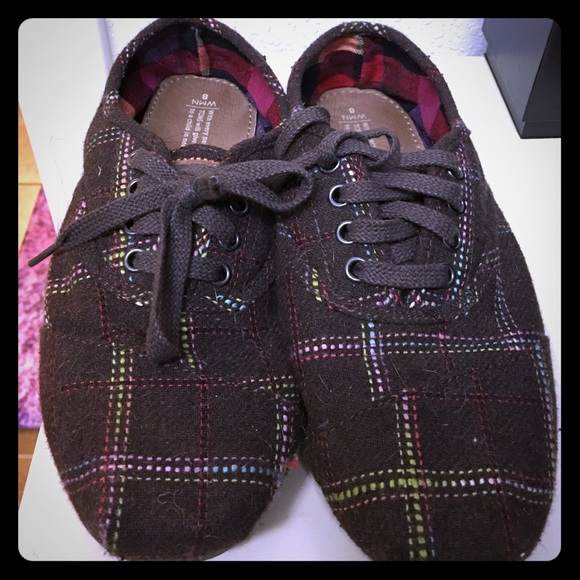 Toms Cordones. Plaid