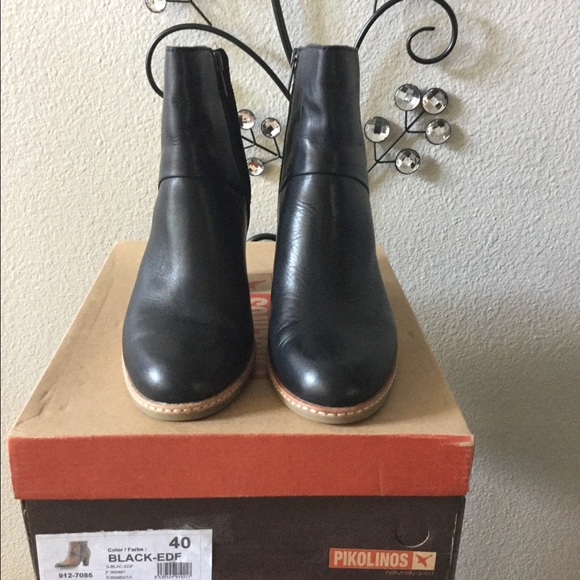 Women's Pikolinos - Gante - Black Leather Size 40