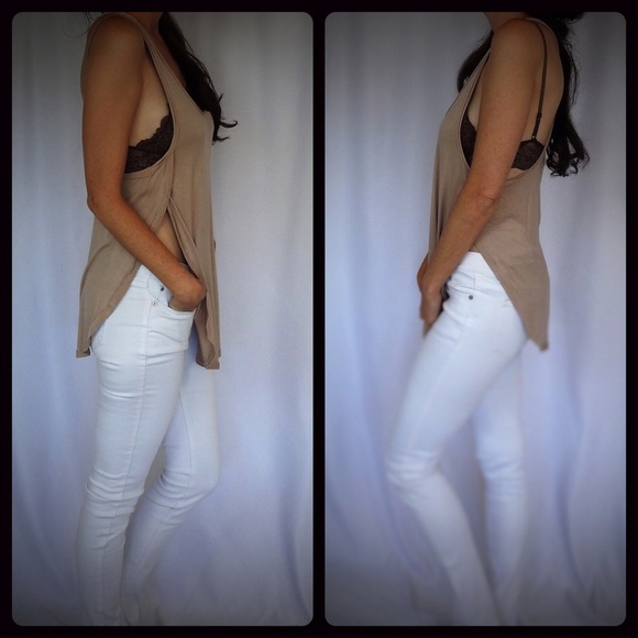 LAST CALL🔴Honey Punch Side Slit Tank - Picture 3 of 4