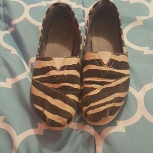 Zebra Striped Toms