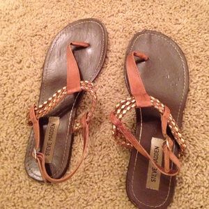 Steve Madden T Strap Gold and Tan Braided Sandal