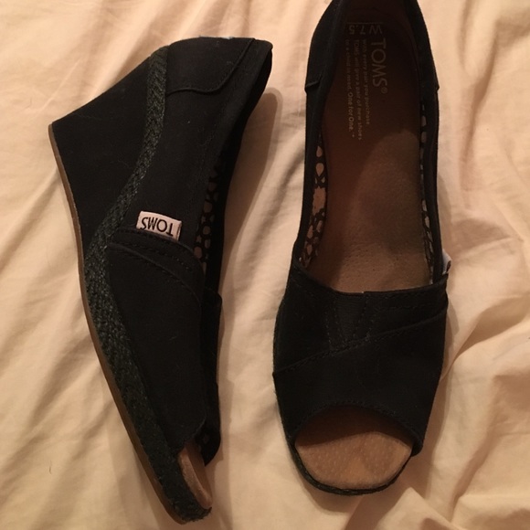 toms wedges
