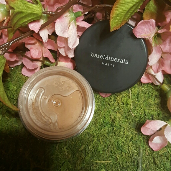 BareMinerals  matte foundation