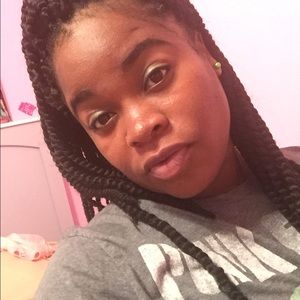 Meet your Posher, Kazzarrea