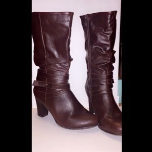 Maurices boots in excellent condition
