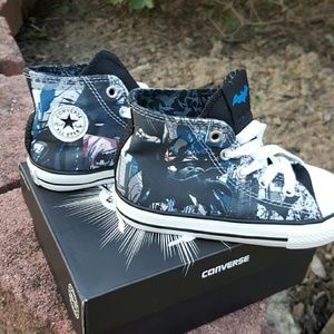 Toddlers Batman Converse size 8