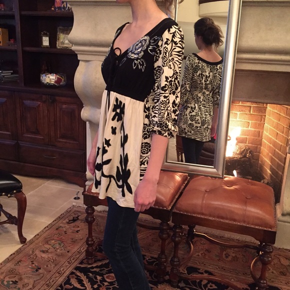 Black, White, and Silver Patterned Tunic